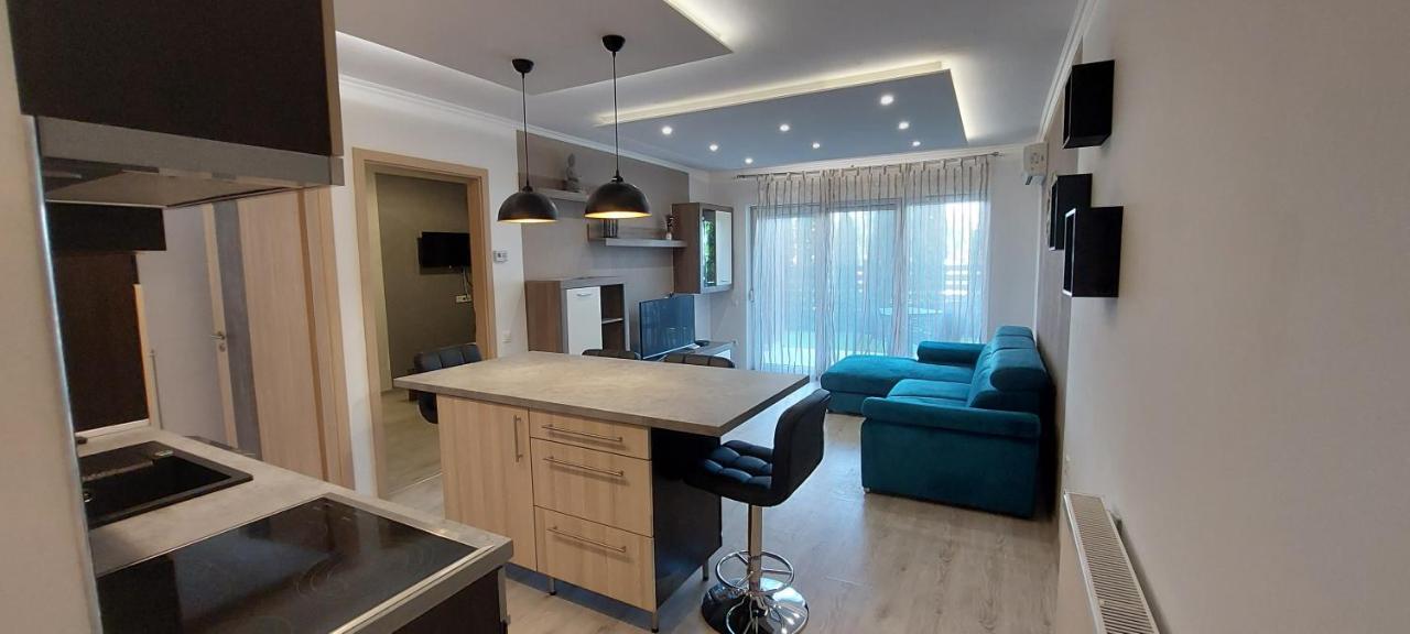 Laguna Beach Apartmanok Siofok Bagian luar foto