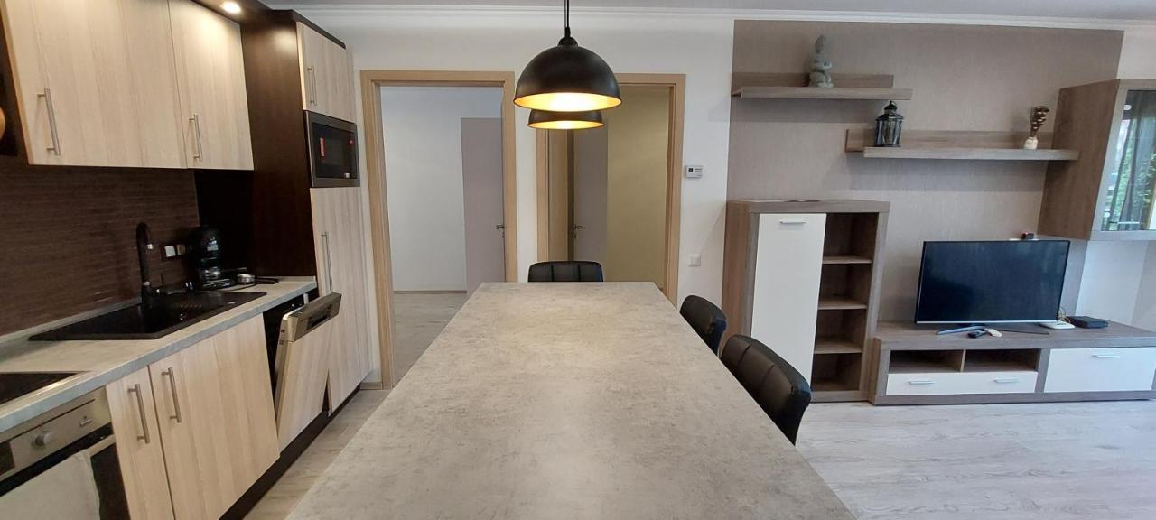 Laguna Beach Apartmanok Siofok Bagian luar foto