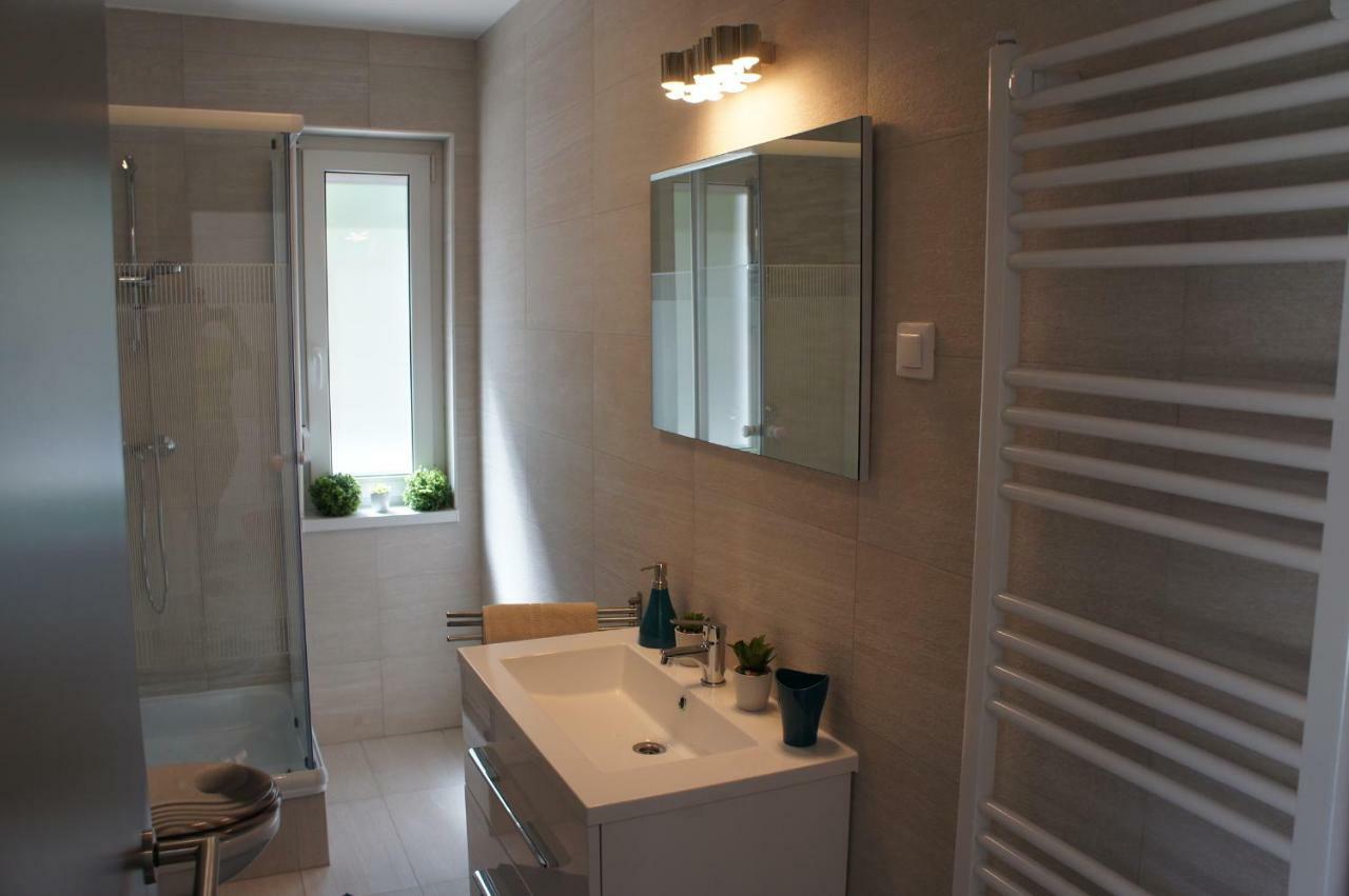 Laguna Beach Apartmanok Siofok Bagian luar foto